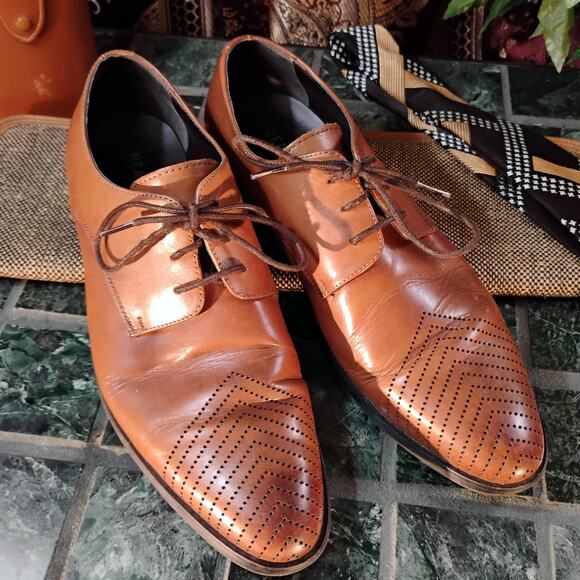 Kenneth Cole Reaction Last Laugh Cognac Oxford Shoes Mens 10.5M Leather Chevron main image 9
